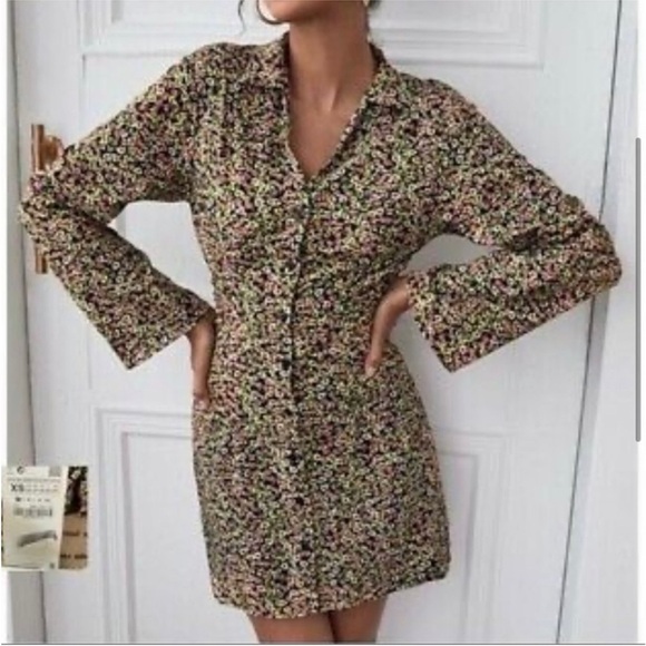Zara floral retro mini dress BLOGGERS FAVORITE!! NWT - Picture 2 of 13